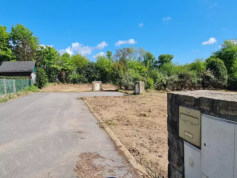Terrain, 566 m²