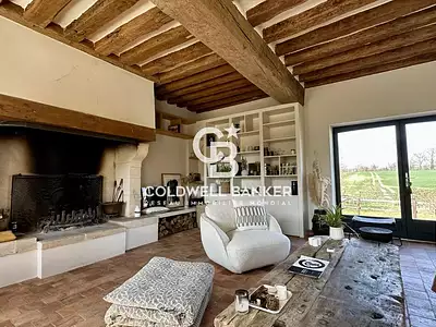 Maison, 243 m²
