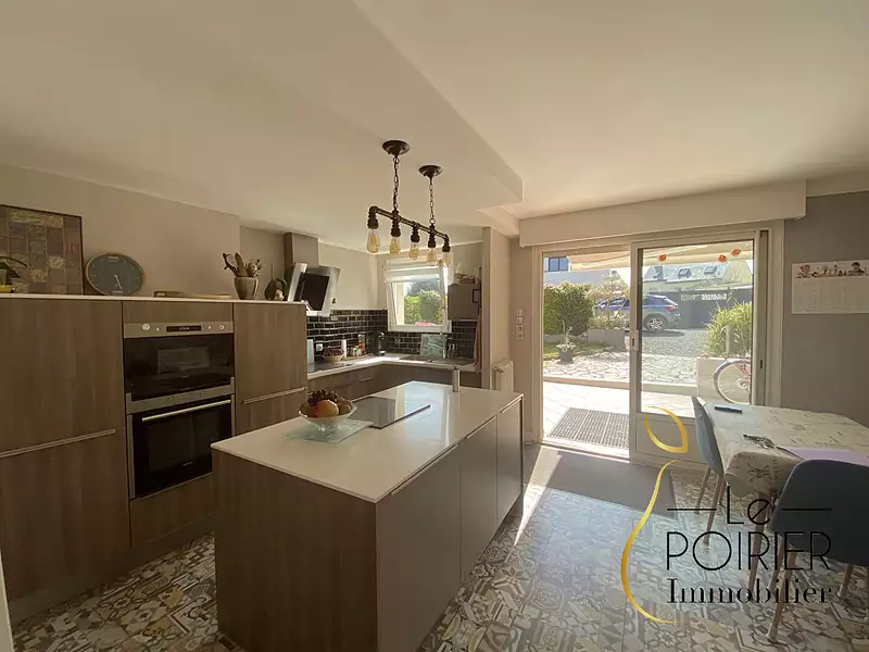 Maison, 218 m²