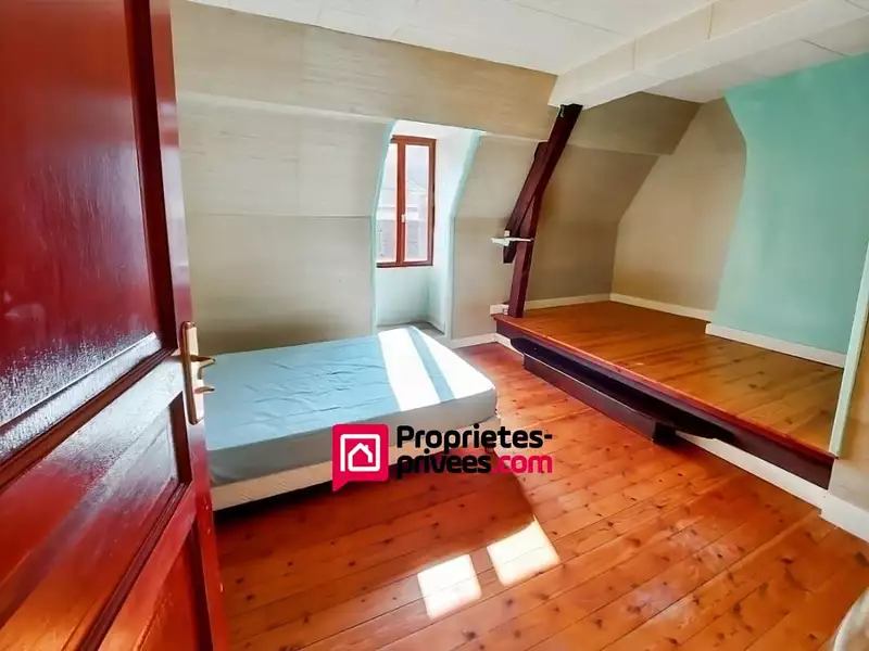 Maison, 216 m²