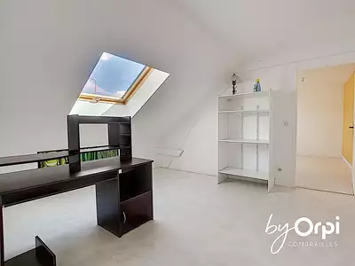 Maison, 166 m²