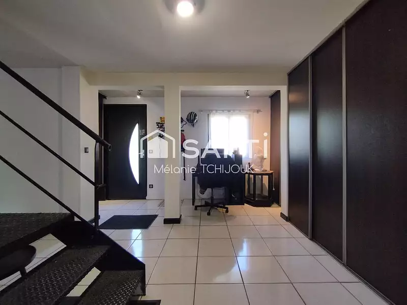 Maison, 148 m²