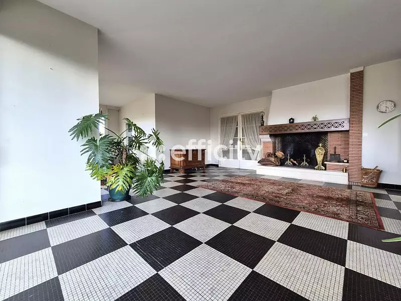 Maison, 195 m²
