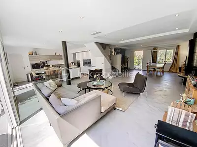 Maison, 178 m²