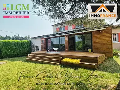 Maison, 161 m²