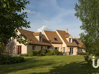 Maison, 244 m²