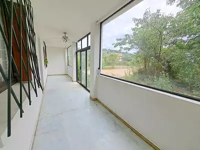 Maison, 235 m²