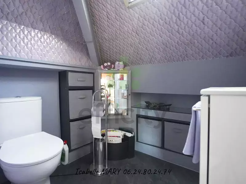 Maison, 179 m²