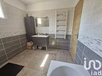 Maison, 233 m²