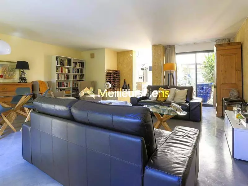 Maison, 190 m²
