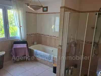 Maison, 136 m²