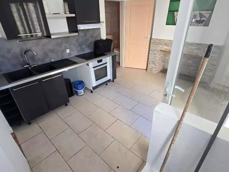 Immeuble, 170 m²