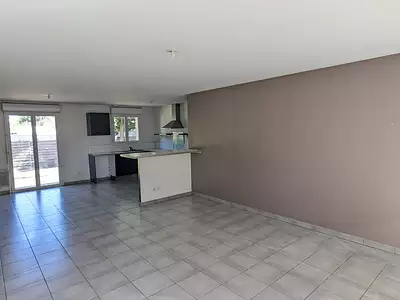 Maison, 94 m²
