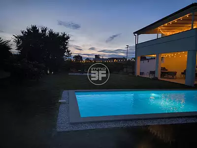 Maison, 308 m²