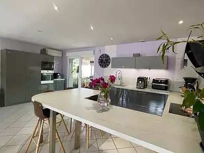 Maison, 157 m²