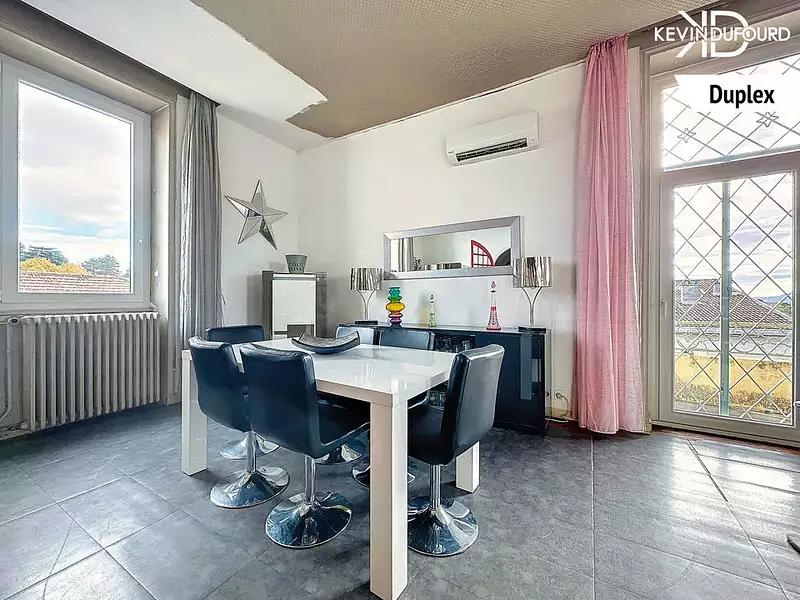 Maison, 290 m²