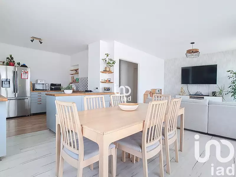 Maison, 195 m²