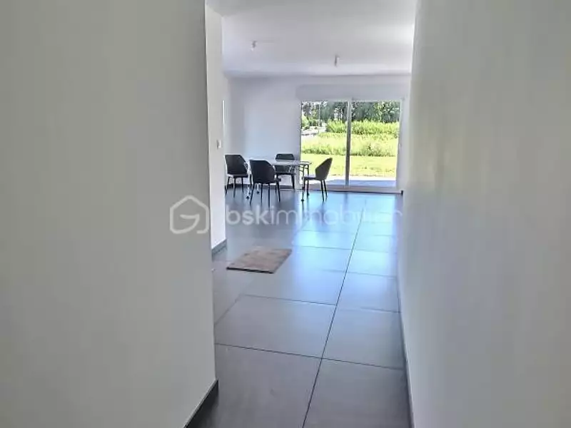 Maison, 94 m²