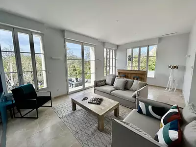 Maison, 277 m²