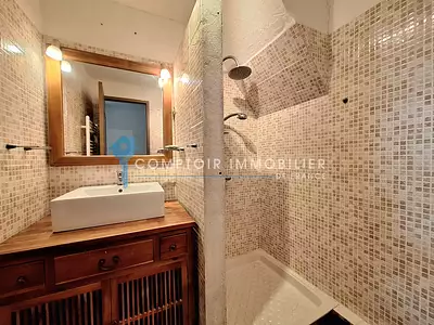Maison, 250 m²