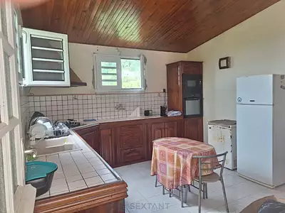 Maison, 216 m²