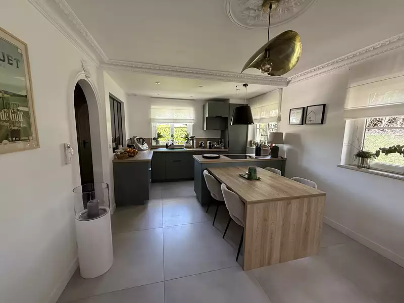 Maison, 148 m²