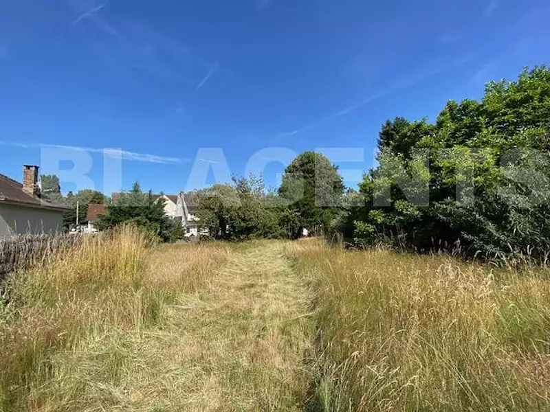 Terrain, 880 m²