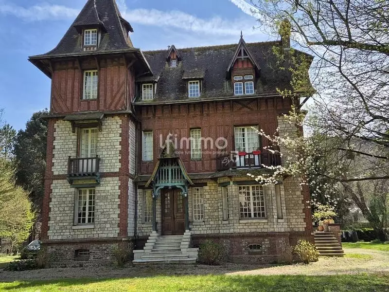 Maison, 370 m²
