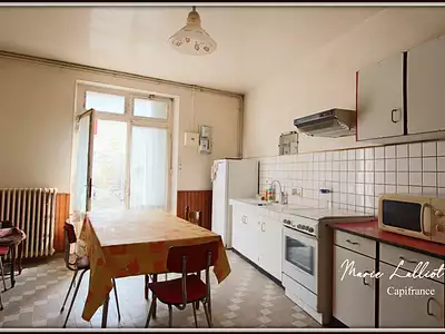 Maison, 190 m²
