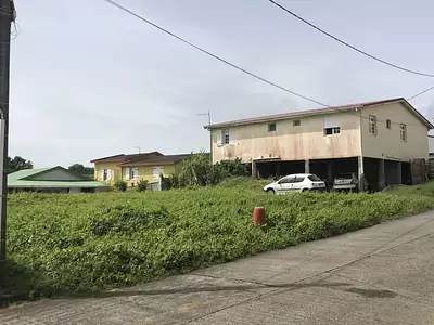 Terrain, 442 m²