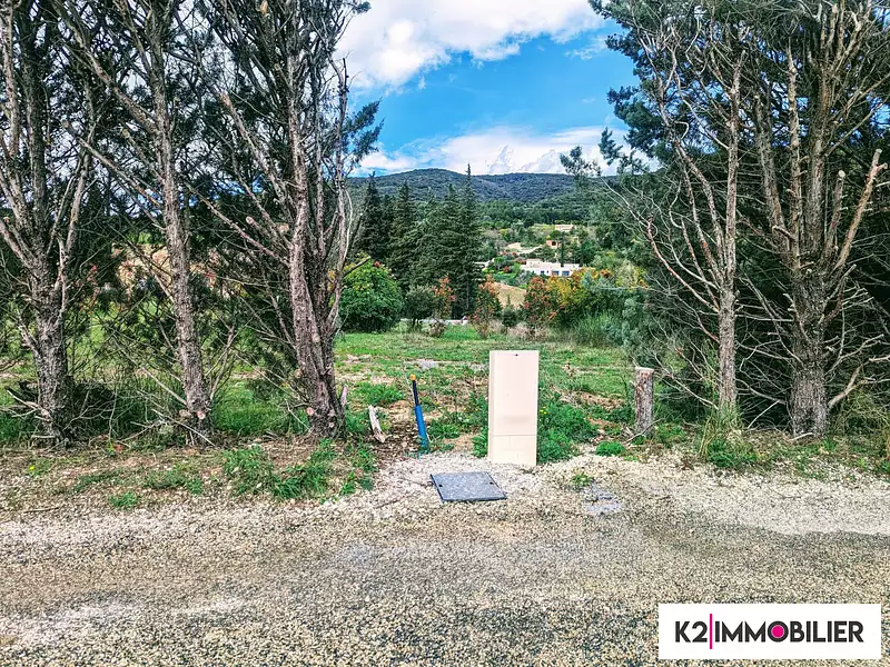 Terrain, 826 m²