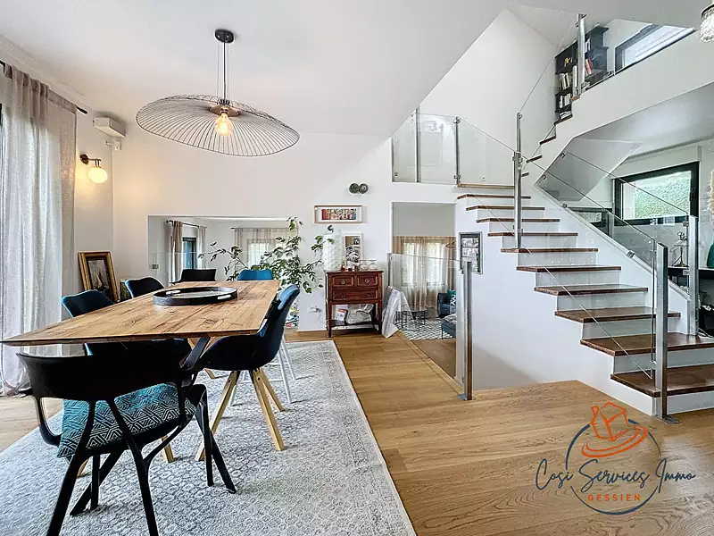 Maison, 226 m²