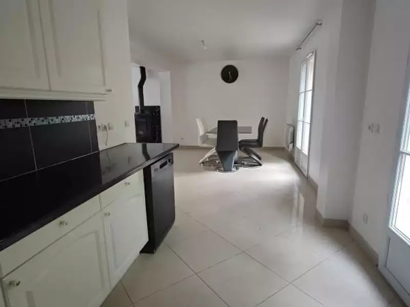 Maison, 102 m²