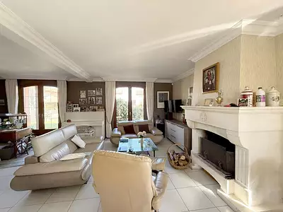 Maison, 183 m²