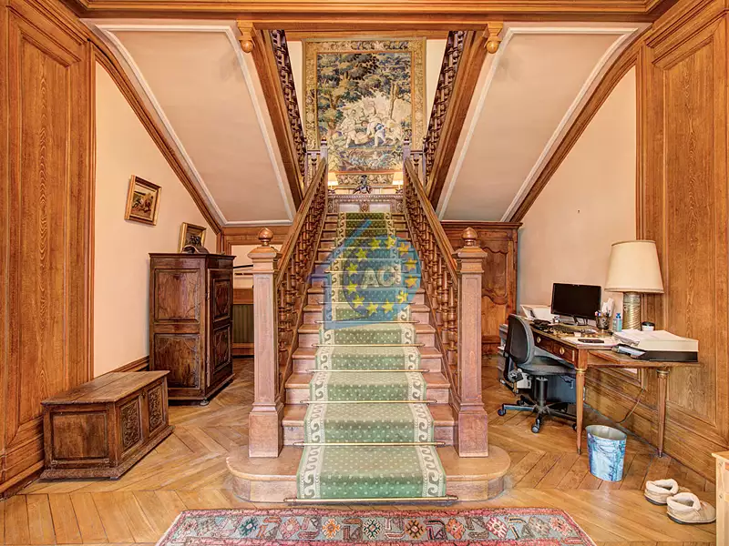 Appartement, 342,05 m²