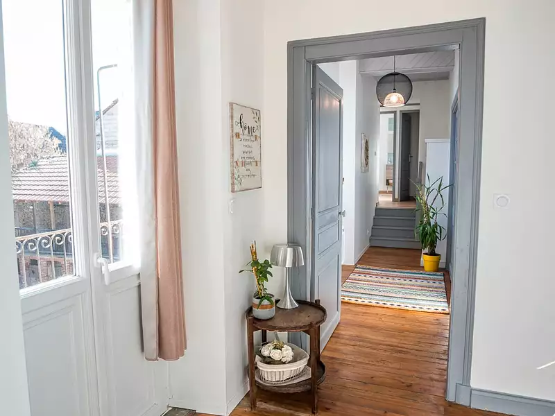 Maison, 240 m²