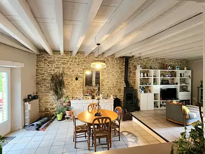 Maison, 167 m²