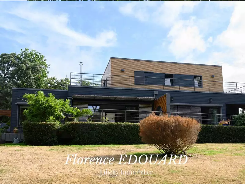 Maison, 230 m²