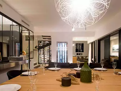Maison, 953,7 m²