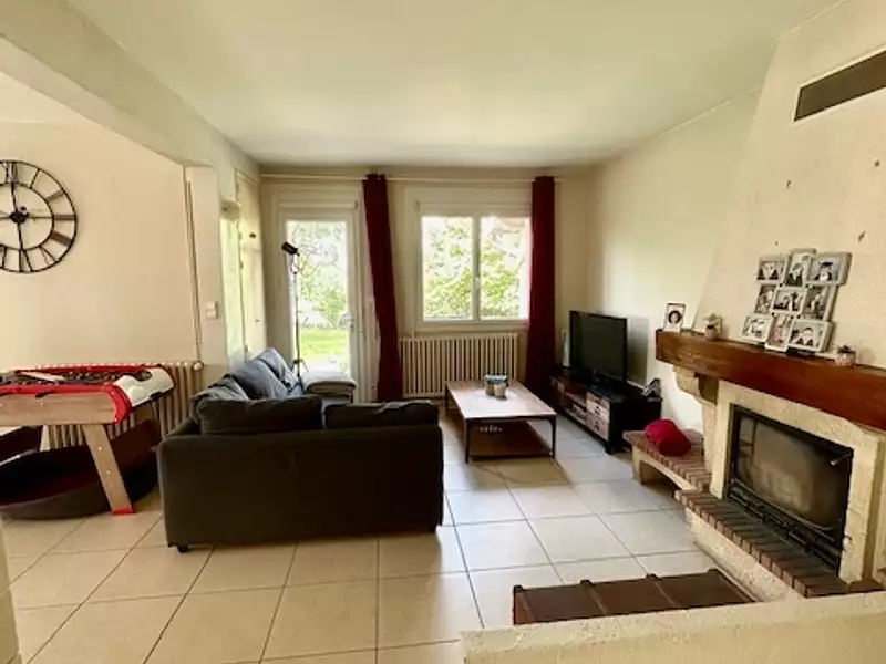 Maison, 143 m²