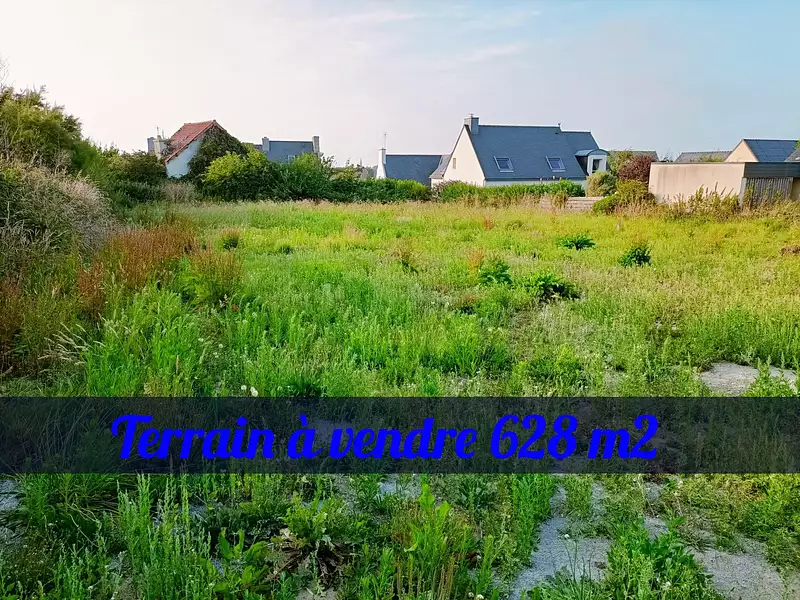 Terrain, 628 m²