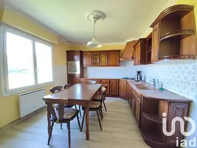 Maison, 180 m²