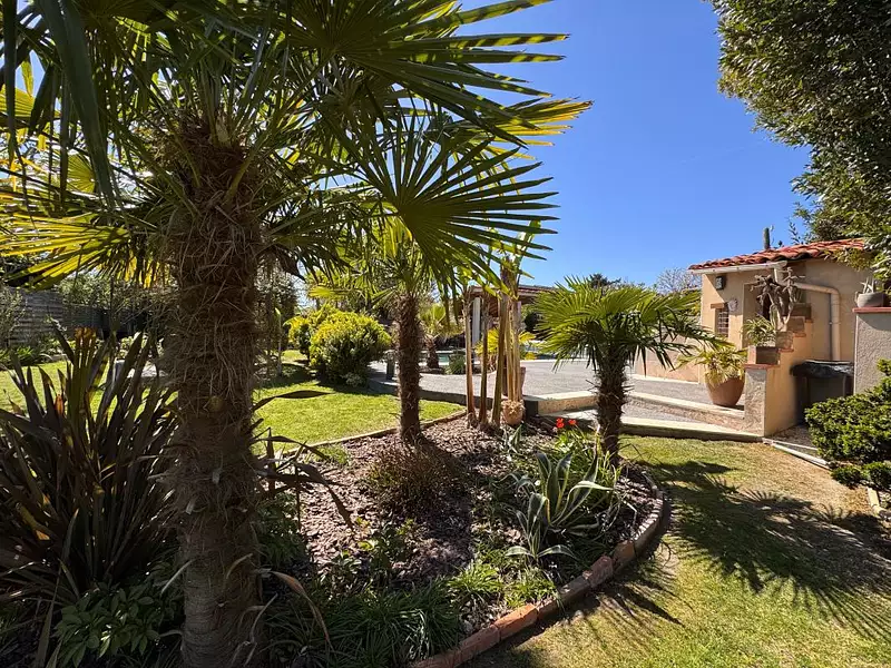 Maison, 240 m²