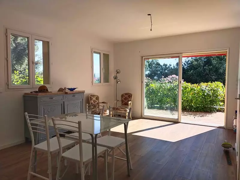 Maison, 240 m²
