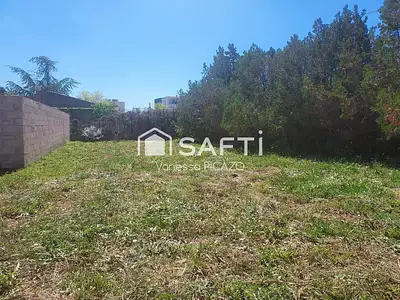 Terrain, 568 m²