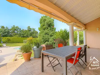 Maison, 195 m²
