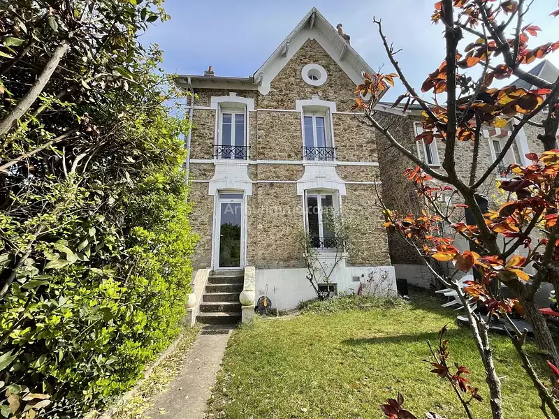 Maison, 87 m²