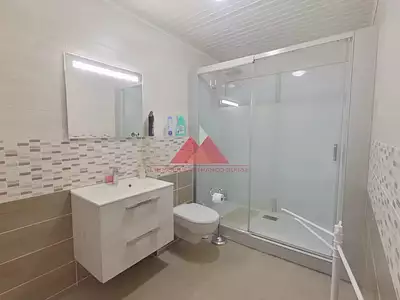 Maison, 238 m²