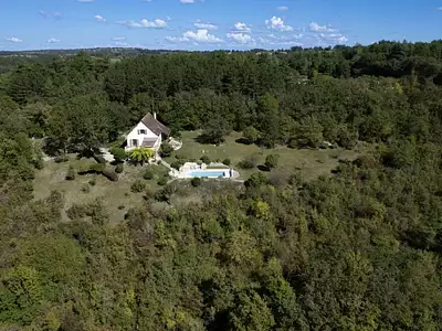 Maison, 166 m²