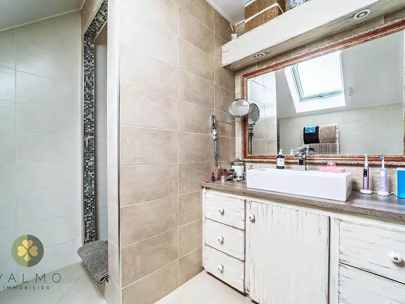 Maison, 266 m²